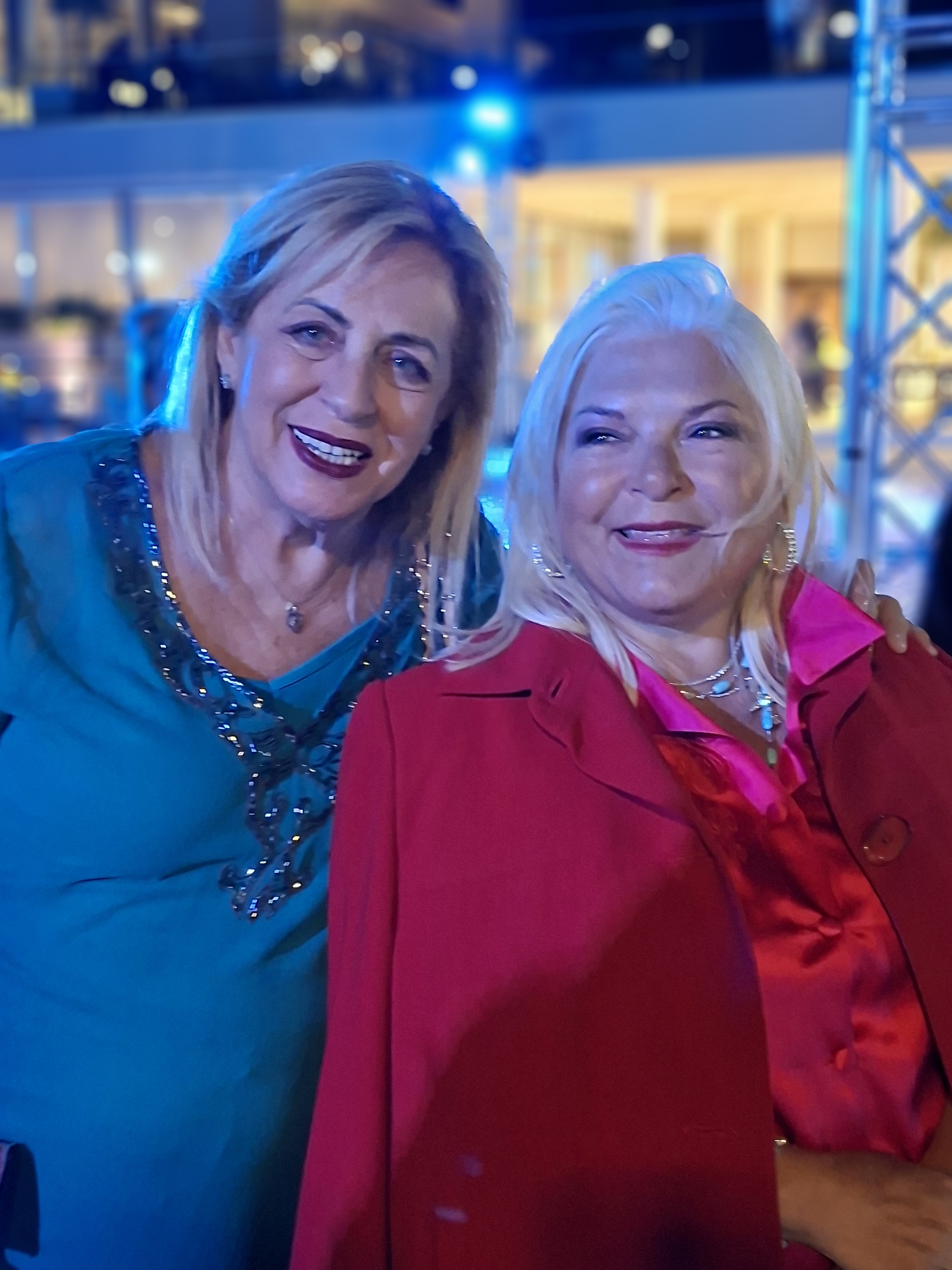 Ένα κλίκ με την Ελένη Μεταξωτού