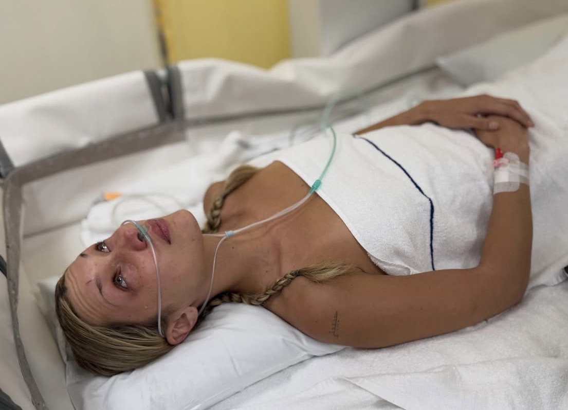 Μπέλα Χαντίντ νόσος Lyme φωτο