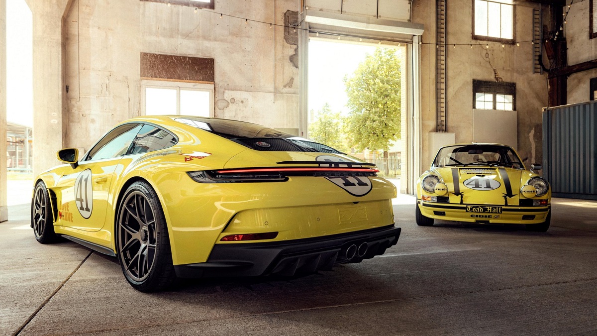 Porsche 911