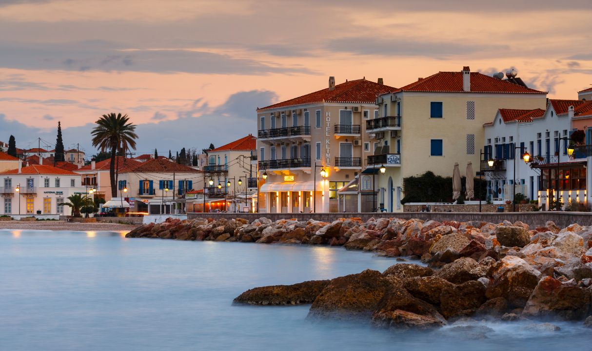 Σπέτσες