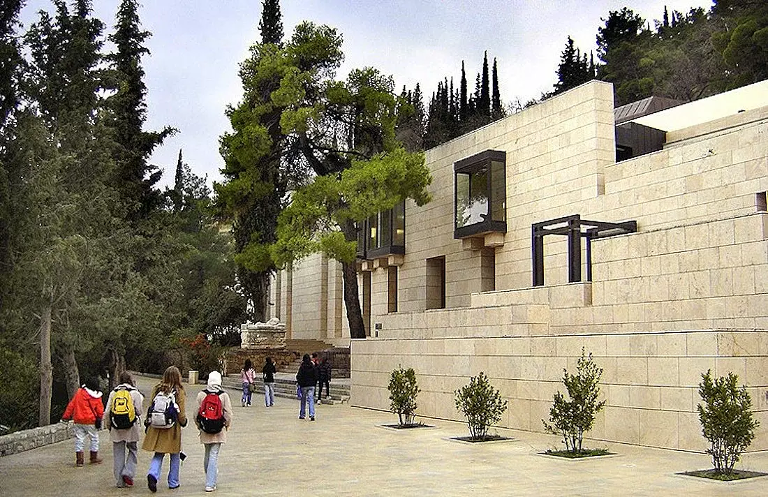 Το Αρχαιολογικό Μουσείο Δελφών επισκέψιμο για όλους
