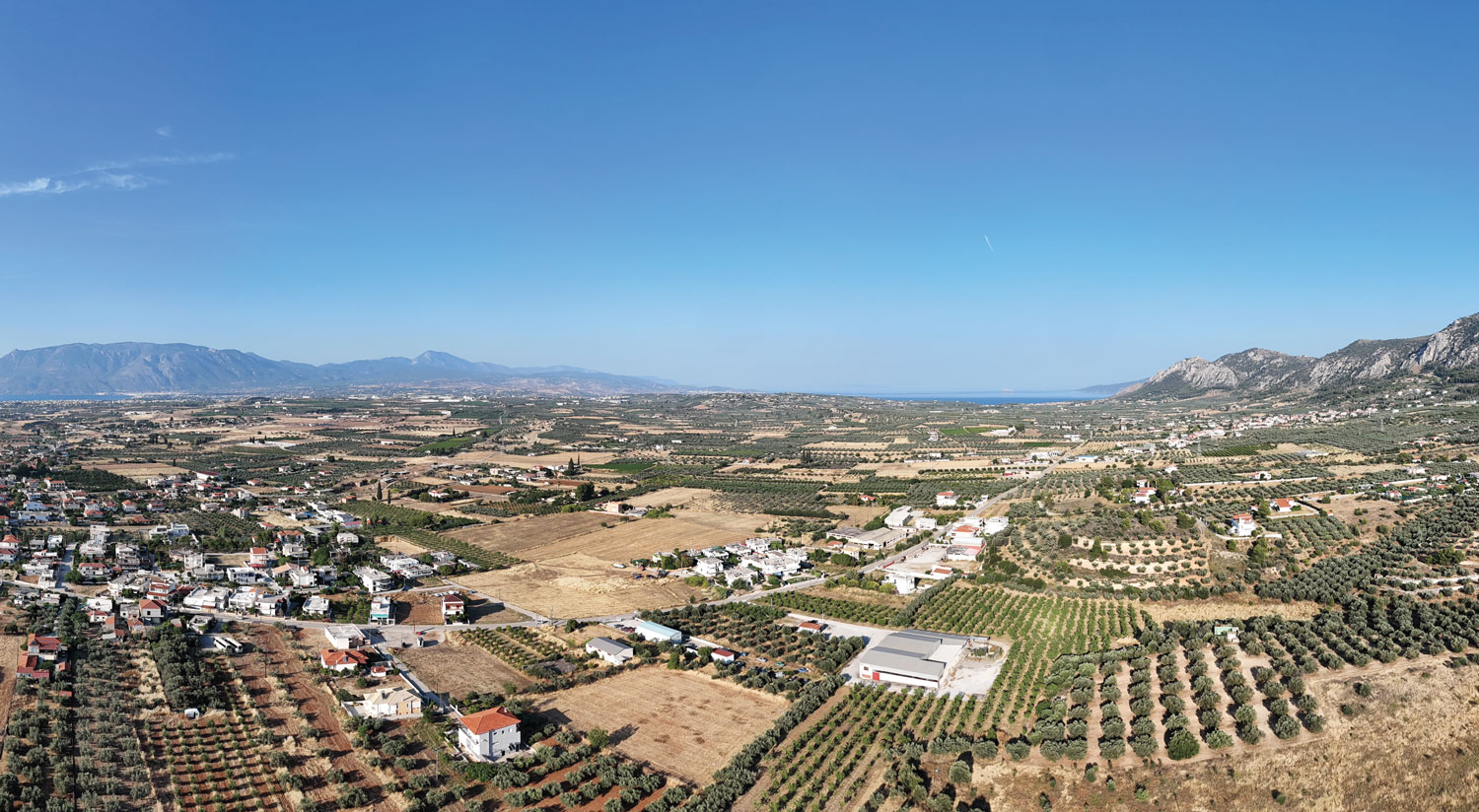 ποψη της Κορινθίας κατά μήκος του Ισθμού της Κορίνθου, όπου βρισκόταν ο οικισμός του Χάου