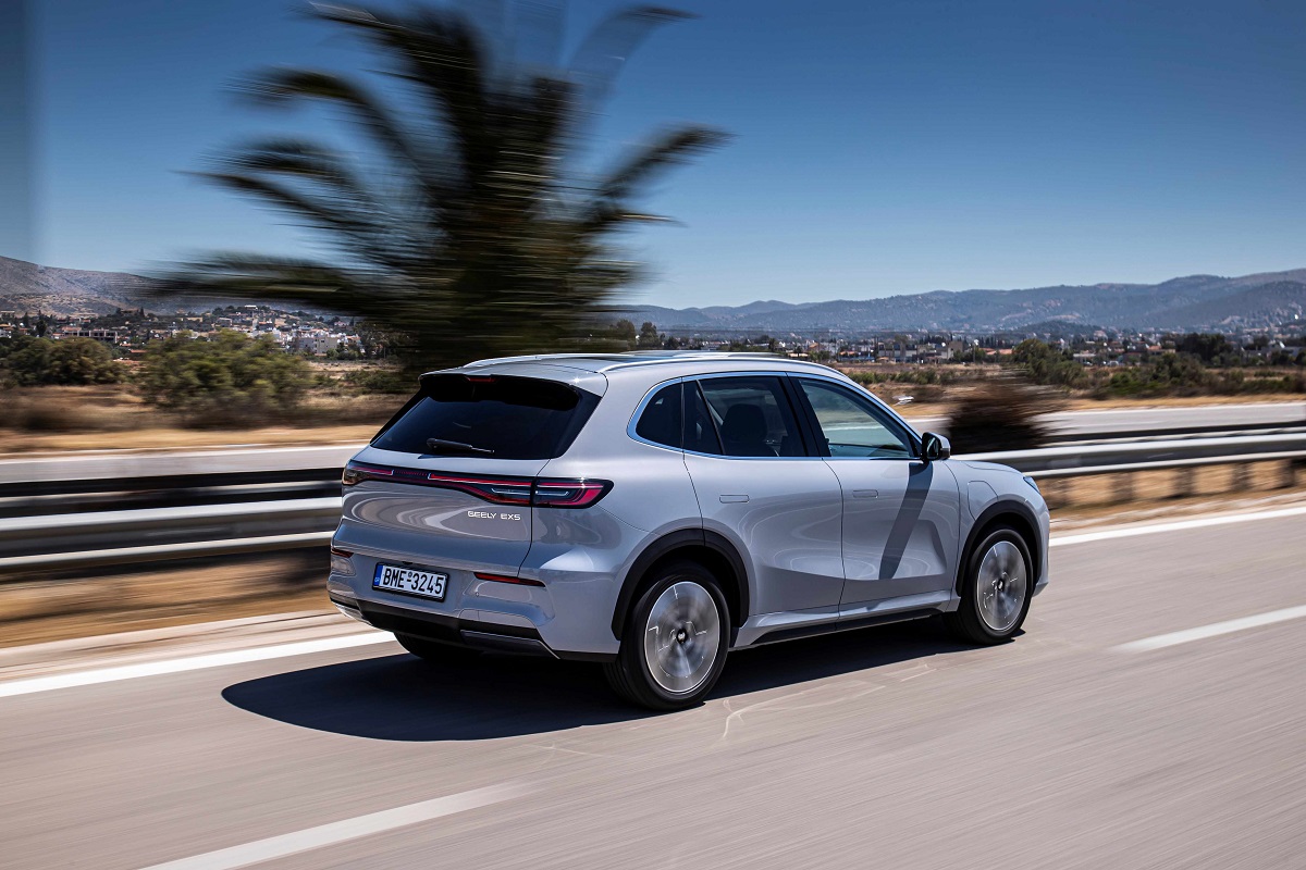 GEELY EX5