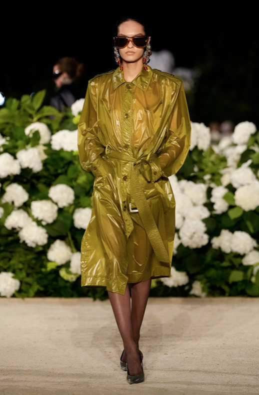 Yves Saint Laurent SS26 - Παρίσι - πηγή: Vogue Runway app