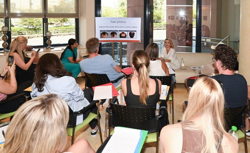 Στιγμιότυπο από την ημερίδα που συμμετείχαν συνεργάτες από τη Βόρεια Ευρώπη