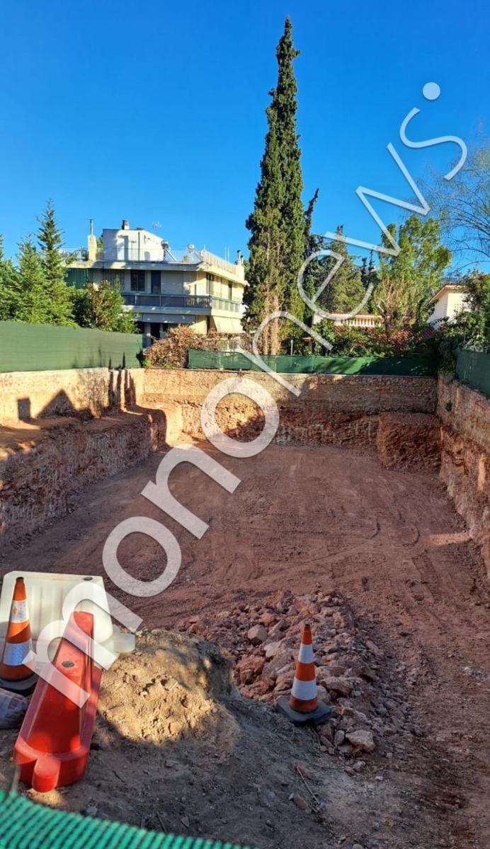 Φωτογραφίες από το ακίνητο - φιλέτο που έχουν από 50% - 50% η Ολγα Κεφαλογιάννη και ο Μίνως Μάτσας