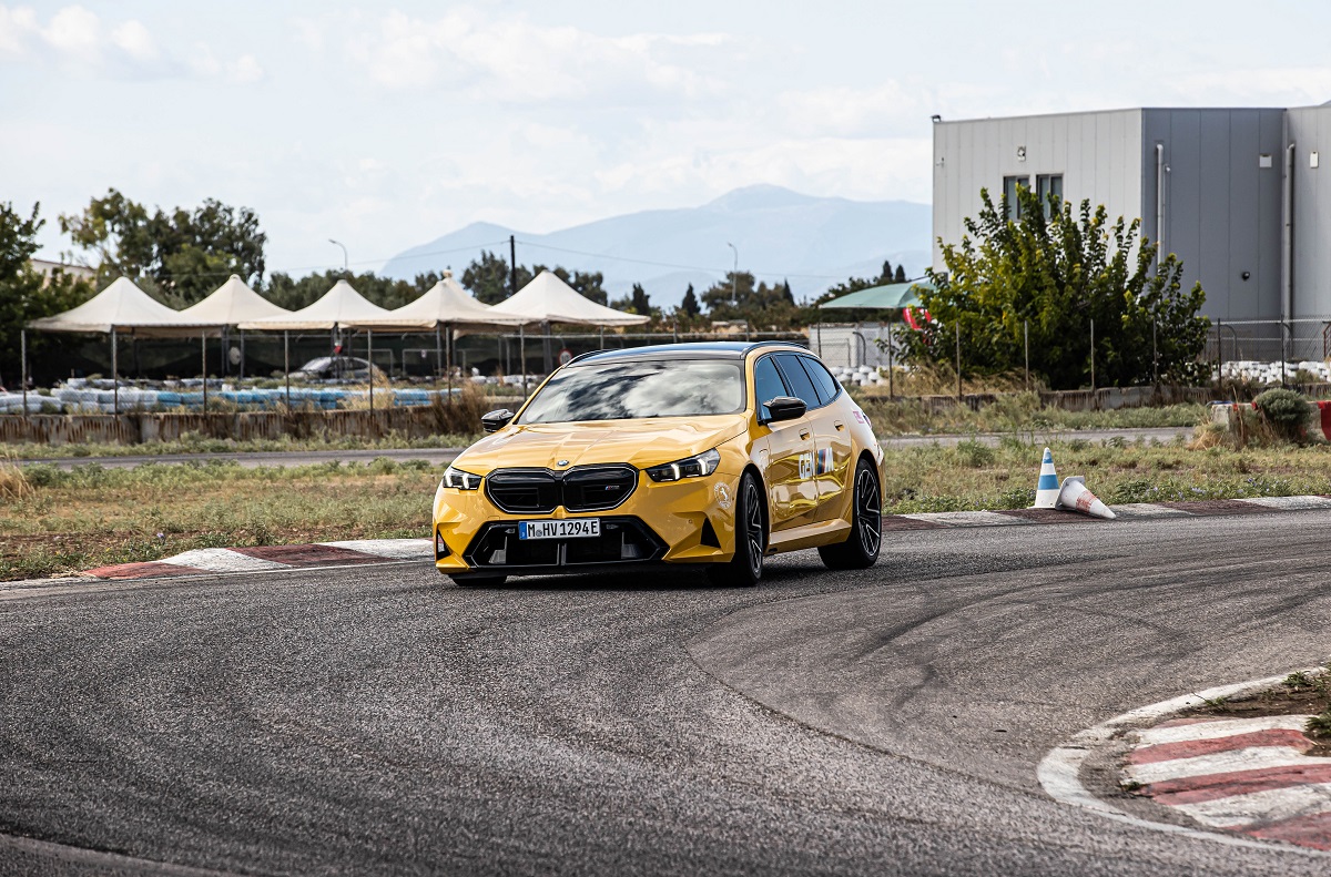 Θέλω να γίνω ταξιτζής: BMW M5 Touring