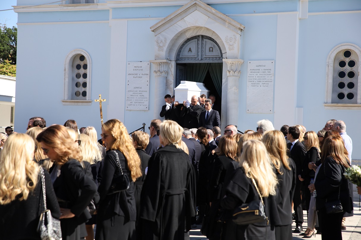 Κηδεία Μαρίσσας Λαιμού