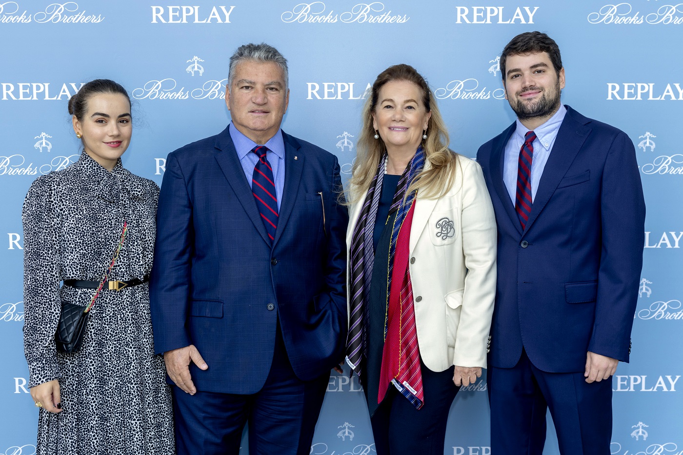 Έλυα, Κωνσταντίνος, Σοφία & Σπύρος Τσουβελεκάκης
