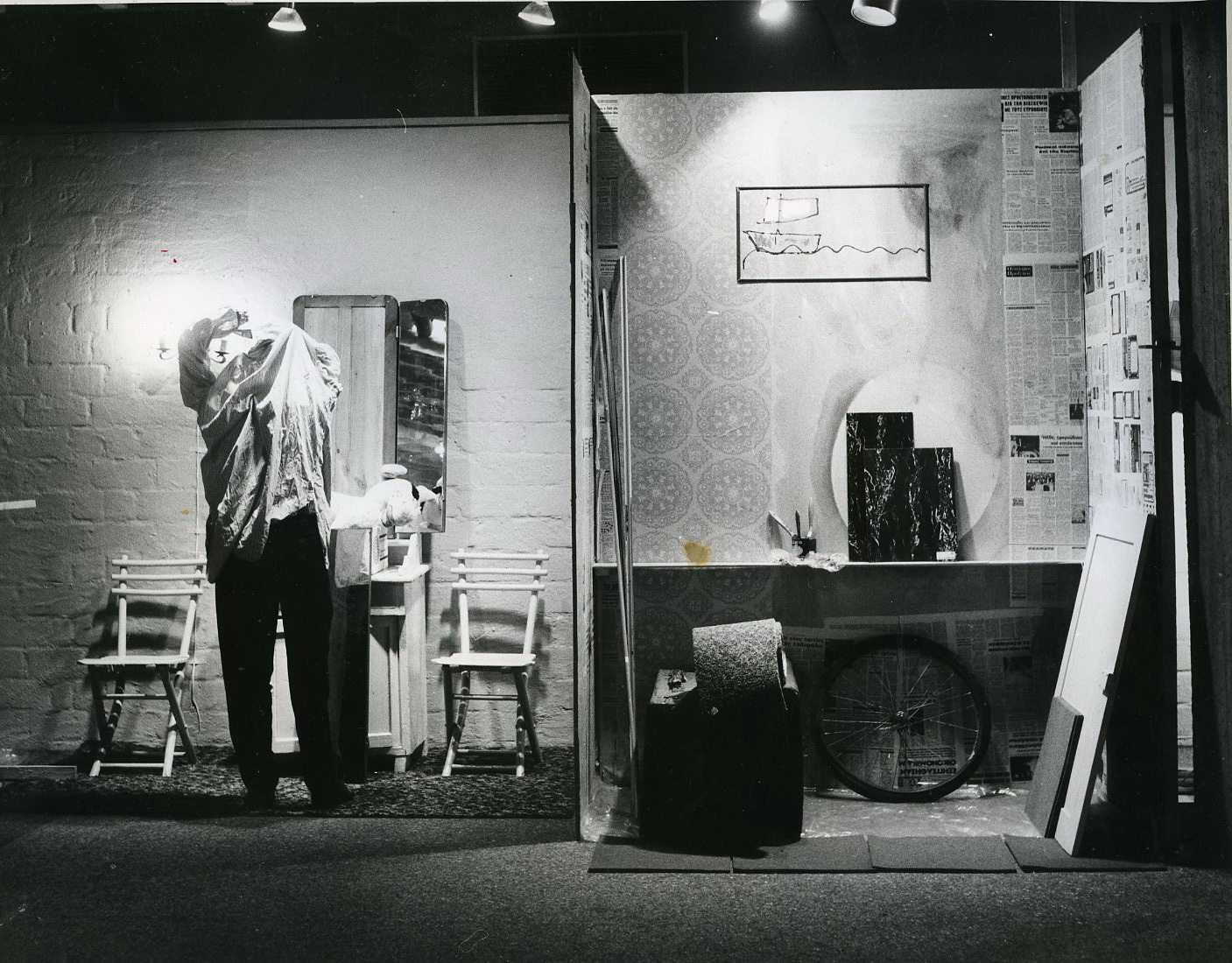 .Το «Κουτσό» του Βλάση Κανιάρη στην έκθεση «Οκτώ καλλιτέχνες, οκτώ αντιλήψεις, οκτώ Έλληνες» στο ICA, Λονδίνο