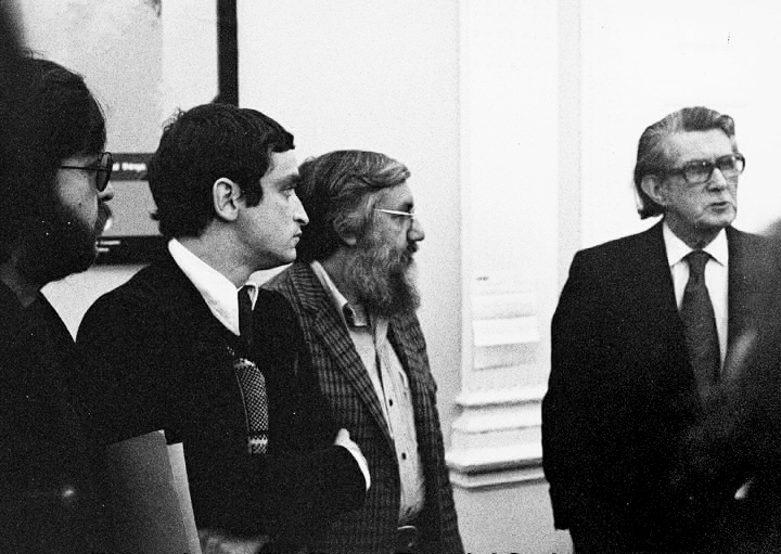 Χρήστος Ιωακειμίδης, Νόρμαν Ρόζενταλ, Στήβεν Αντωνάκος και Ρόλαντ Πένροουζ στα εγκαίνια του Ελληνικού Μήνα στο Λονδίνο