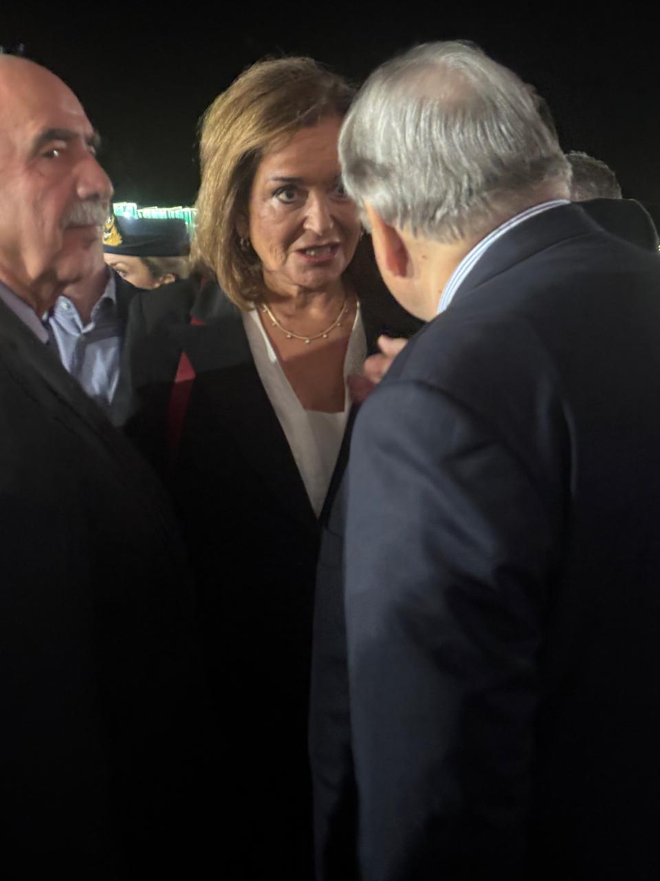 Το πηγαδάκι με Ντόρα, Βενιζέλο και Μεϊμαράκη