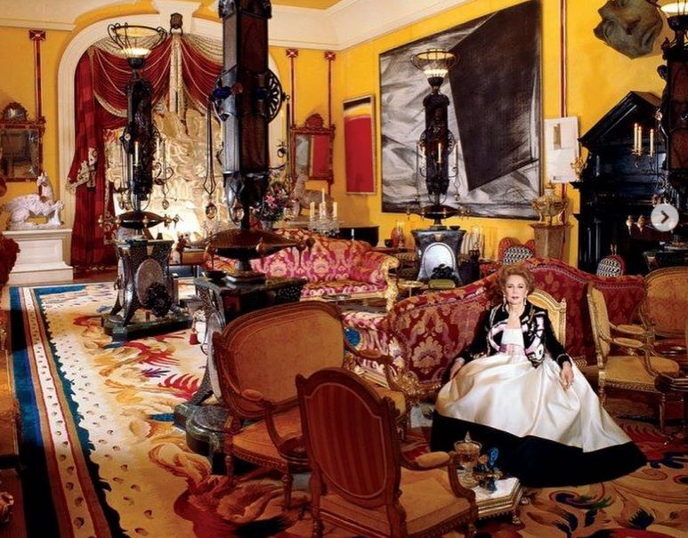 Η Σάο Σλούμπεργκερ στο σπίτι της στο Παρίσι