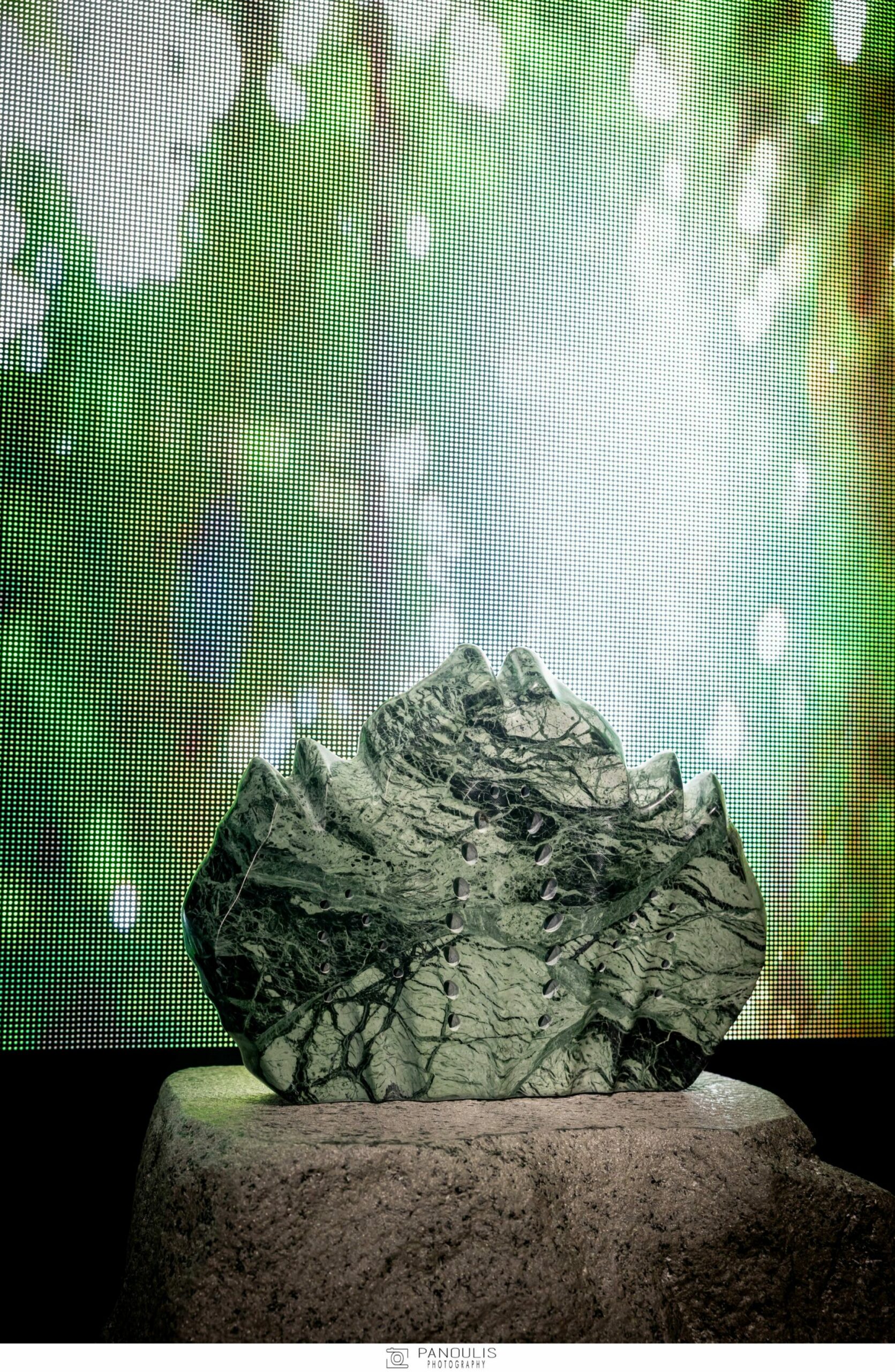 Το ‘Πράσινο Φύλλο’ που συμβολίζει την Γη(photo credit : Panoulis Photography)