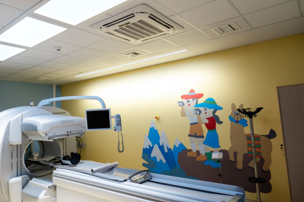 Απόψεις των χώρων όπου εγκαταστάθηκε το νέο σύστημα φωτισμού