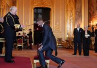 251104165400_david-beckham-basilias-karolos-ippotis 1