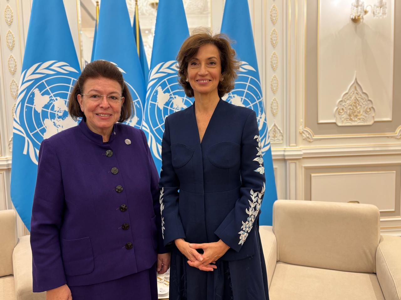 Η Υπουργός Πολιτισμού Λίνα Μενδώνη με τη Γενική Διευθύντρια της UNESCO Ωντρέ Αζουλέ