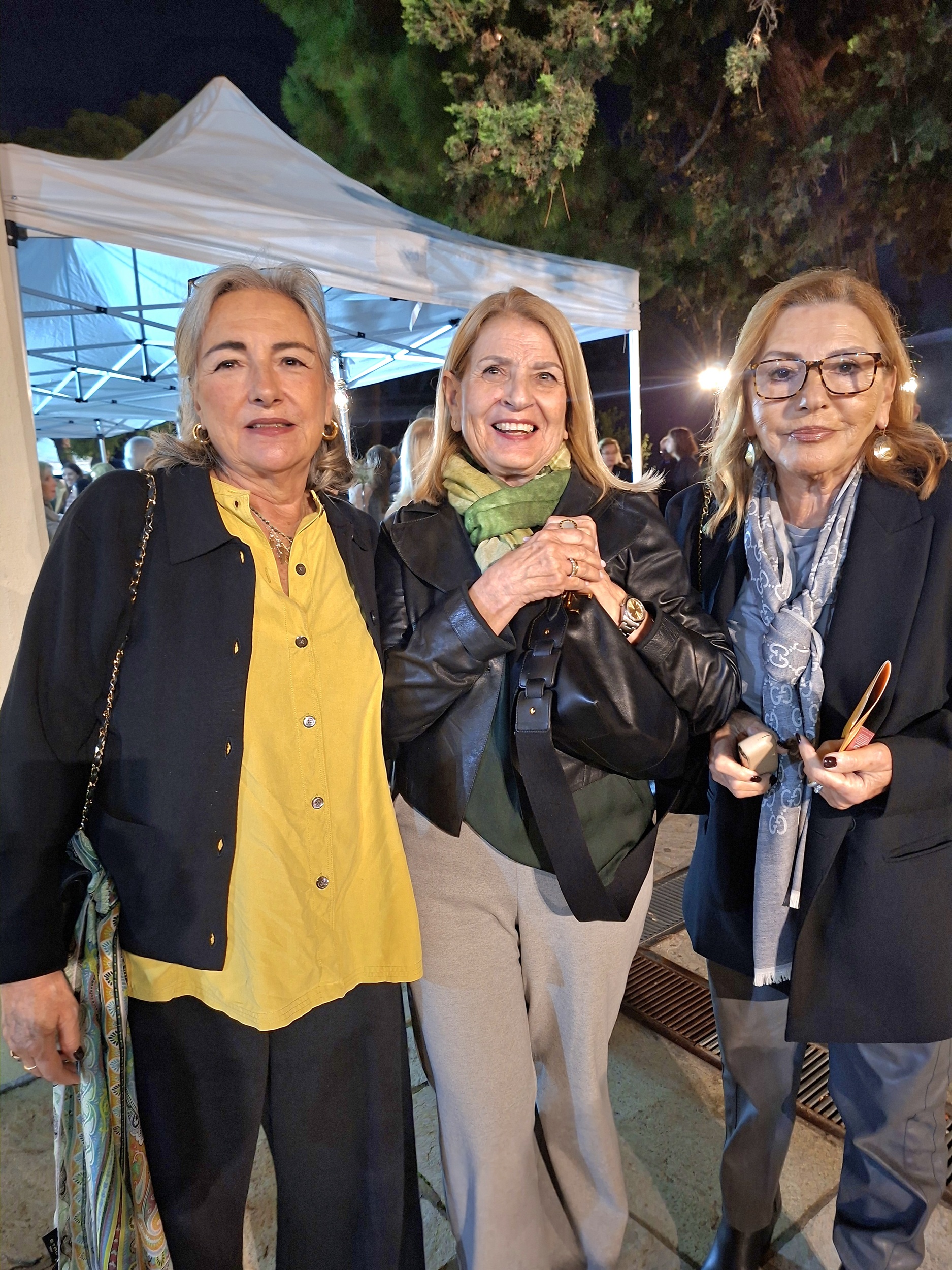 Λώρα Μολυβιάτη, Μαριά Γκούμα, Χρύσω Τσιτιμάκη