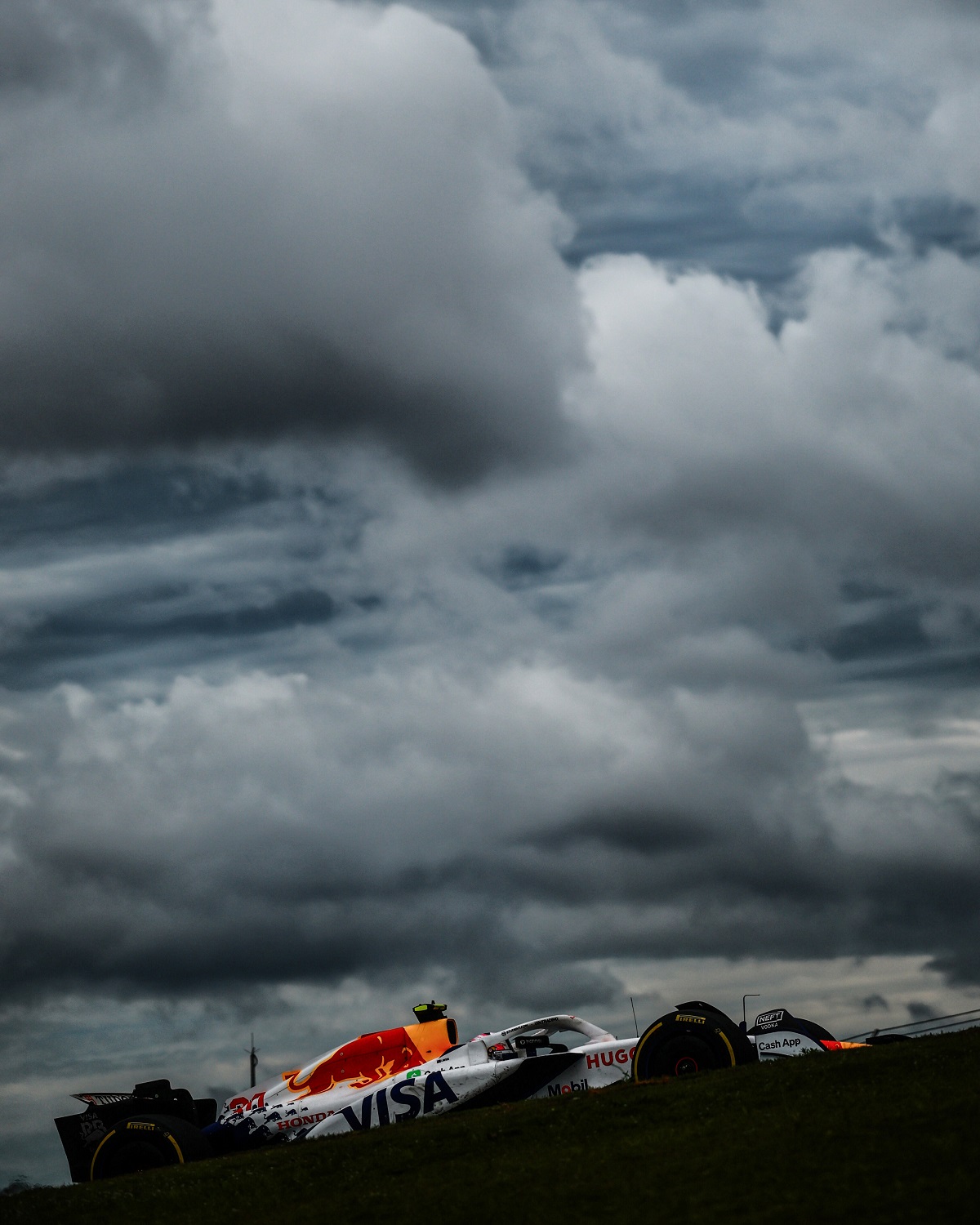 O καιρός ήταν άστατος το τριήμερο.