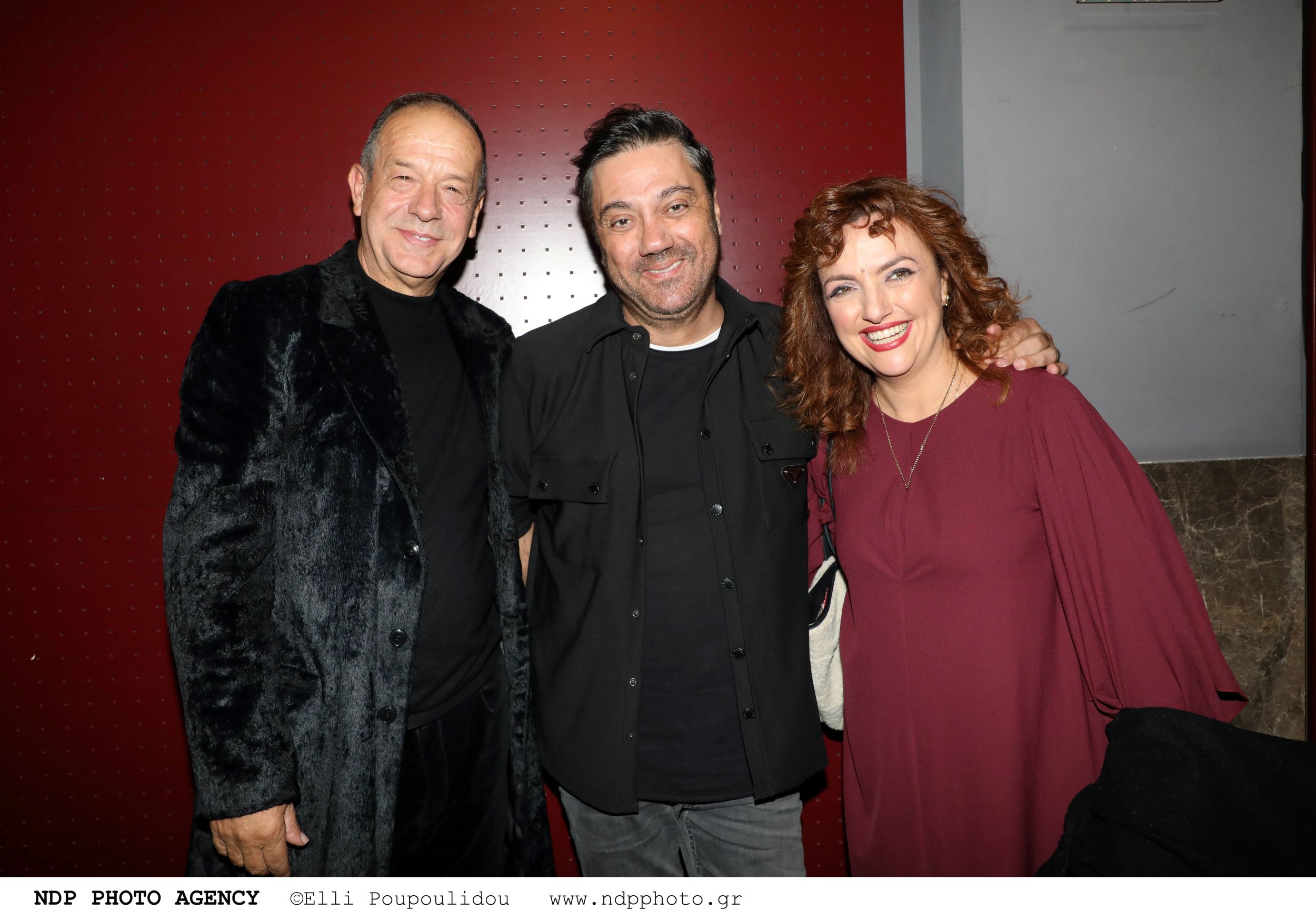 Φωκάς Ευαγγελινός, Γιώργος Θεοφάνους, Αλίνα Κοτσοβούλου9. Γιωργος και Μαρίνα Στέγγου 