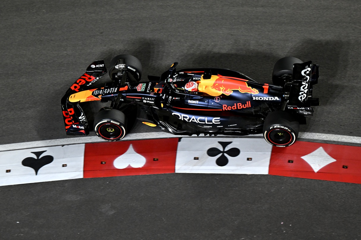 Ο Μαξ Φερστάπεν πήρε μια εύκολη νίκη στην πόλη της αμαρτίας.