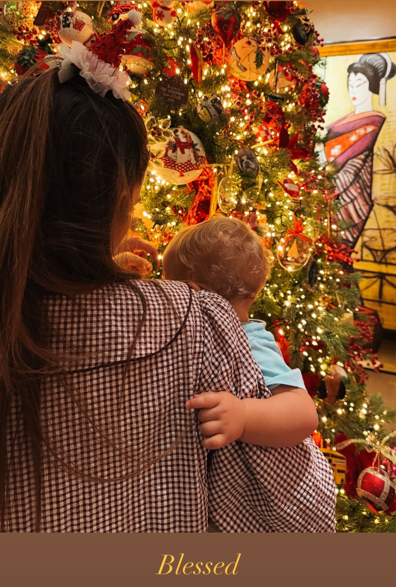 Η Εριέττα Κούρκουλου Λάτση με τον γιο της, Λέοντα