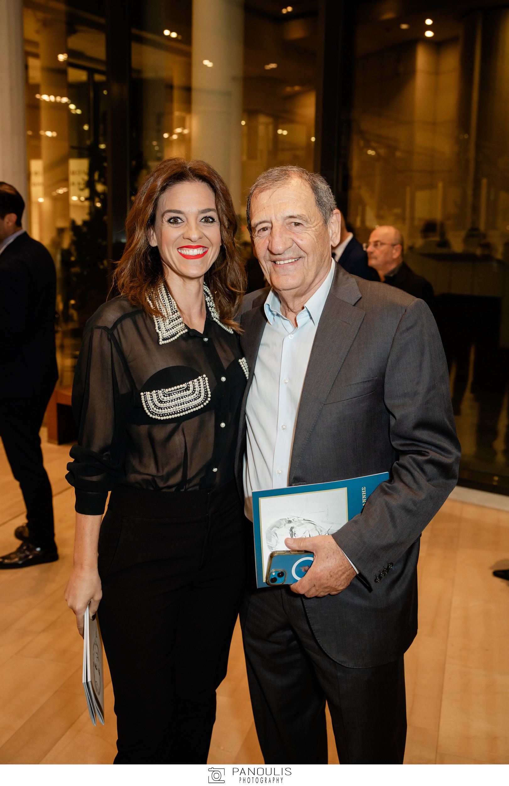 Ο συνοδηγός του Γιάννη Β. Βαρδινογιάννη στους αγώνες αυτοκινήτου Κώστας Στεφανής με την κόρη του