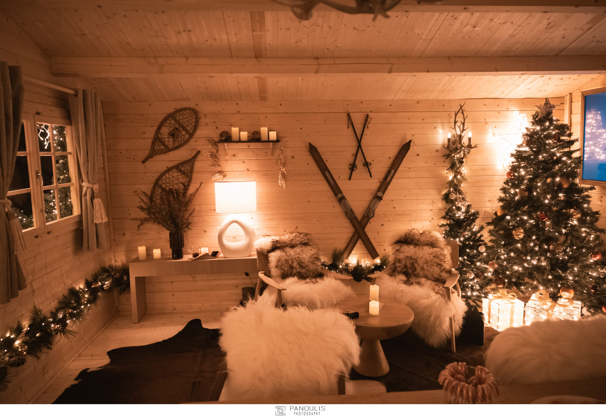 Ένα Αλπικό σαλέ δίπλα στη θάλασσα της Γλυφάδας