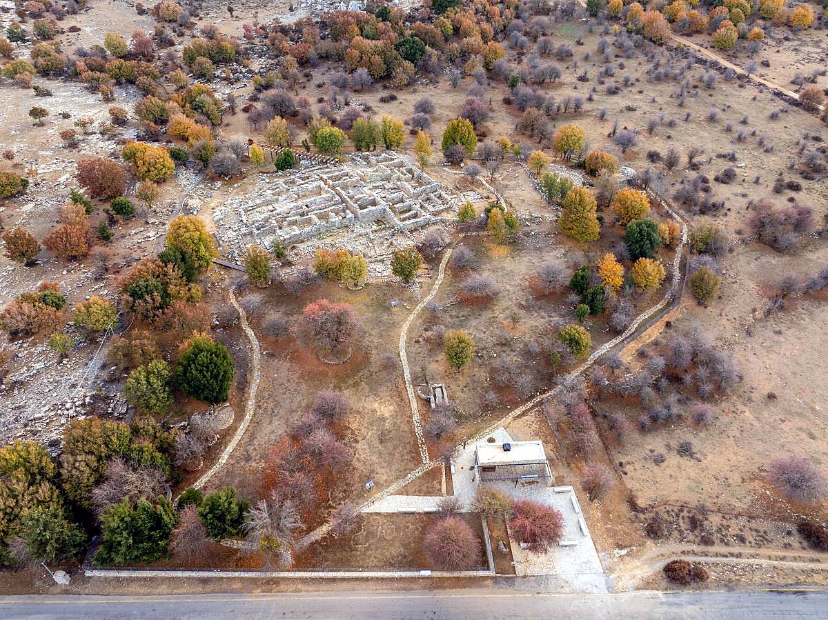 Αεροφωτογραφία του αρχαιολογικού χώρου της Ζωμίνθου με τις νέες διαμορφώσεις