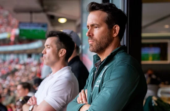 Μετά την Ατλέτικο, μπήκε και στη Ρέξαμ των Ρέινολντς και ΜακΕλενι η Apollo