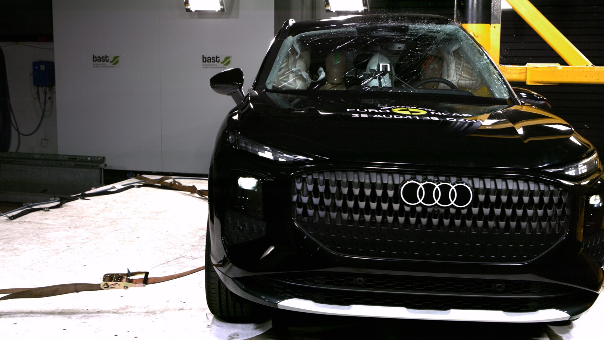 Audi Q3: Να πως τα πήγε στα crash test (video)