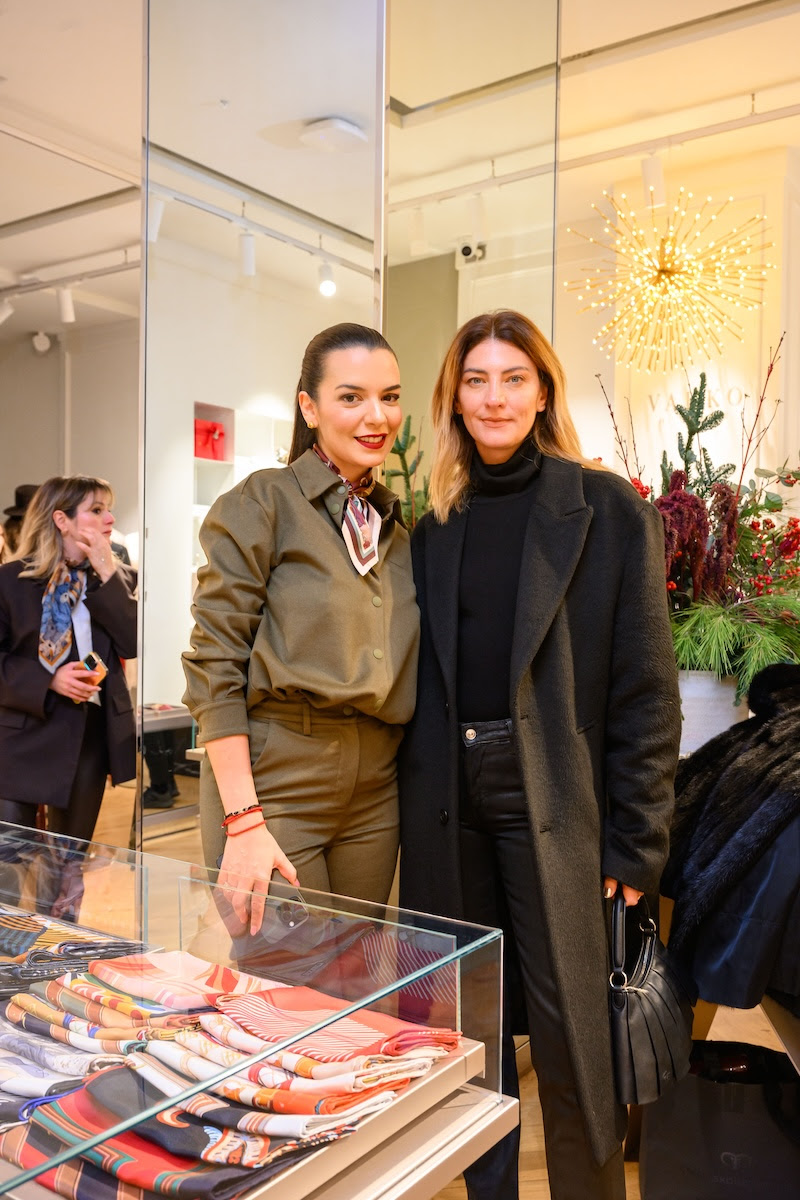 Νικολέττα Ράλλη - Υβόννη Ντόστα