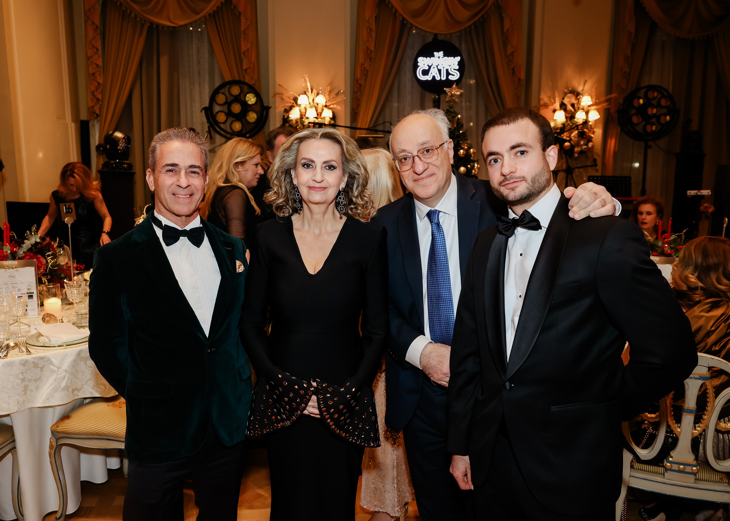 Γιάννης Σαχίνης, Σοφία Κουνενάκη-Εφραίμογλου, Δημήτρης Εφραίμογλου, Λάζαρος Εφραίμογλου