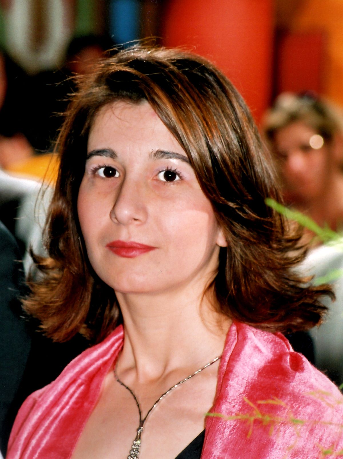 Αντιγόνη Τζιτζιμπάση, αρχαιολόγος προϊσταμένη του Τμήματος Συλλογών Γλυπτικής, Ξυλογλυπτικής, Κεραμικής, Μικροτεχνίας, Νομισματικής, Μουσαμάδων και Υφασμάτων του Μουσείου Βυζαντινού Πολιτισμού