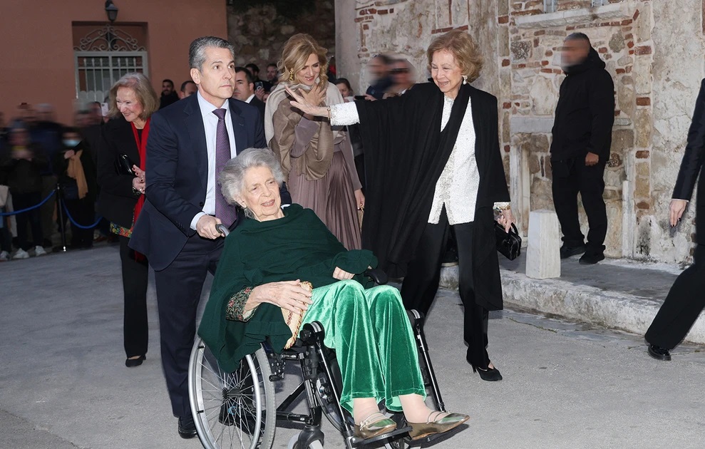 Η πριγκίπισσα Ειρήνη στον γάμο του Νικόλαου Ντε Γκρες και της Χρυσής Βαρδινογιάννη