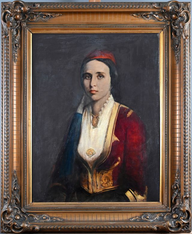 Η «Κόρη με εθνική ενδυμασία»  του Ιωάννη Δούκα