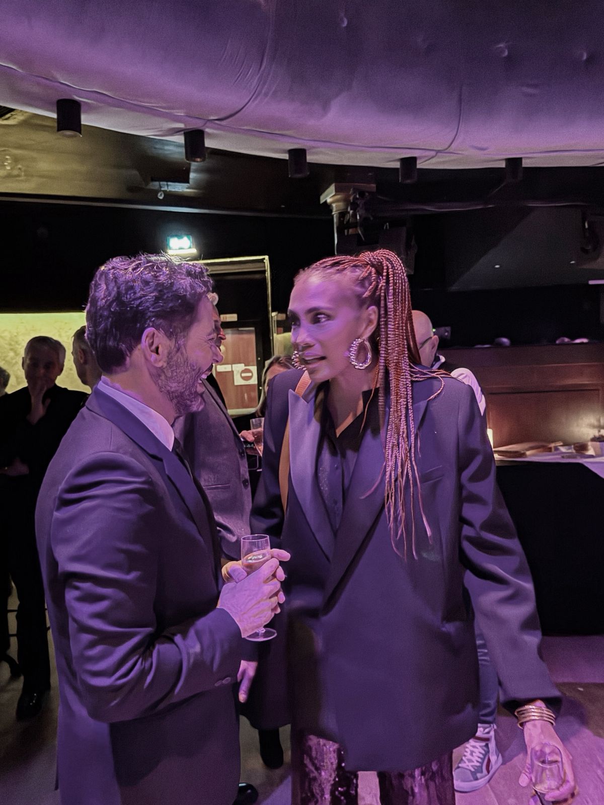 Ο Χρύσανθος Πανάς με την τραγουδίστρια Imany