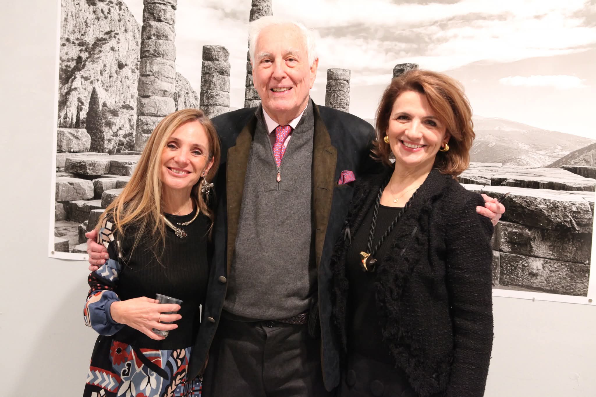 Ελίζα Γρηγοράκη, Robert McCabe, Σοφία Χηνιάδου-Καμπάνη