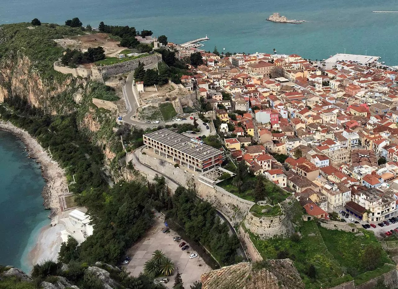 Πανοραμική άποψη του Ξενία Ναυπλίου 