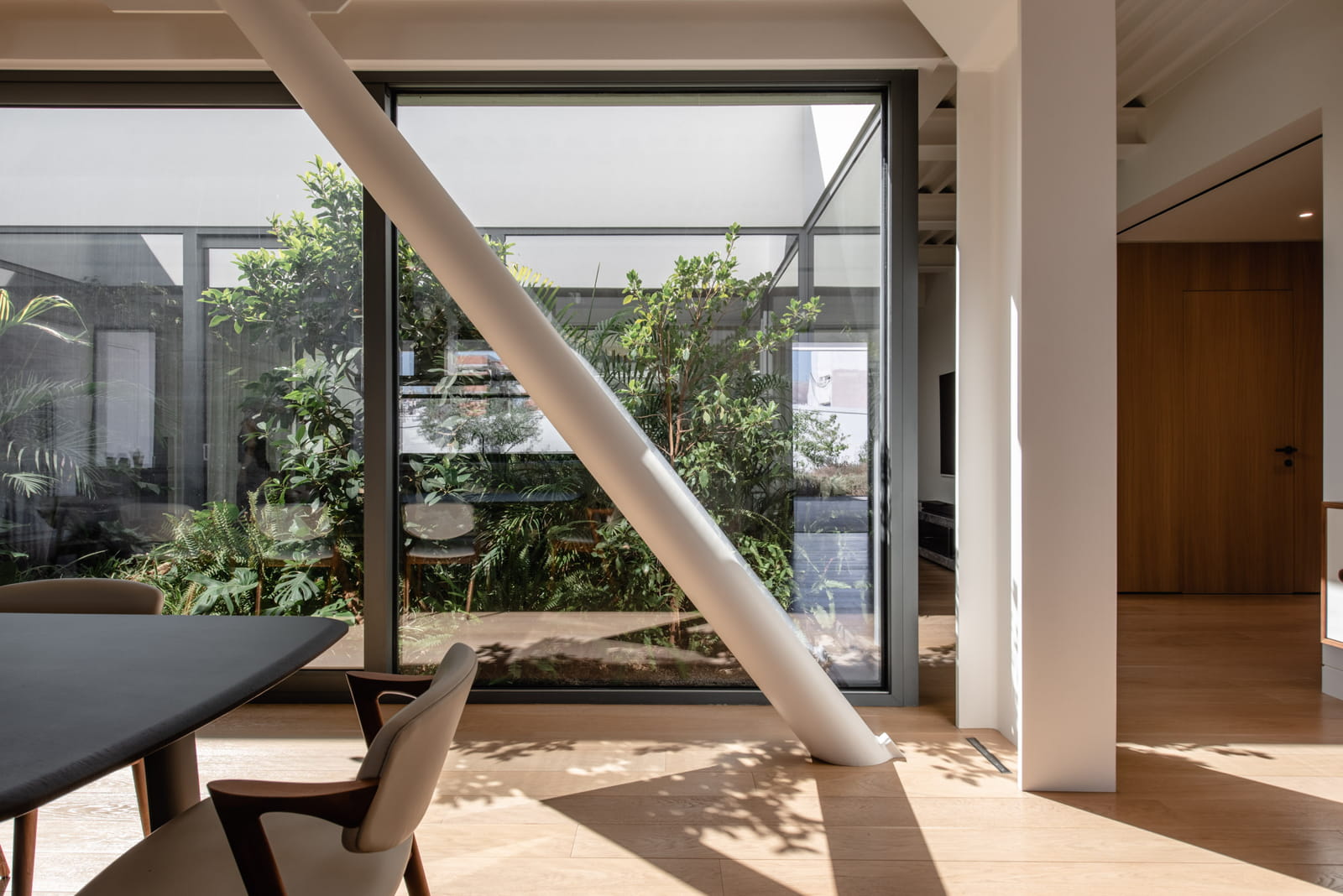 ΕΠΑΙΝΟΣ στο έργο WARE _ HOUSE, by R.C.TECH 