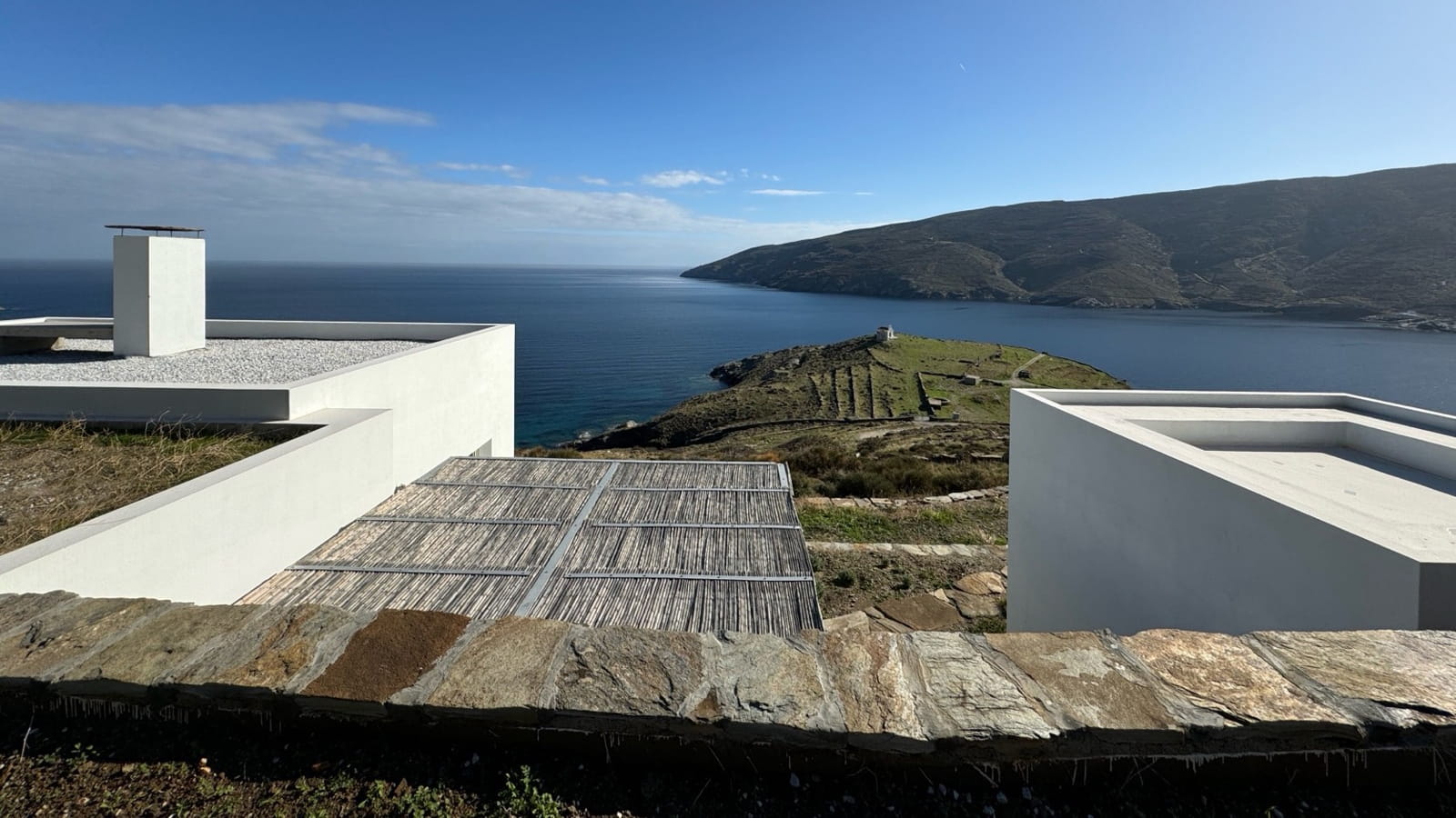 ΕΠΑΙΝΟΣ στο έργο 5-6 bft NNE, by YAP Architects