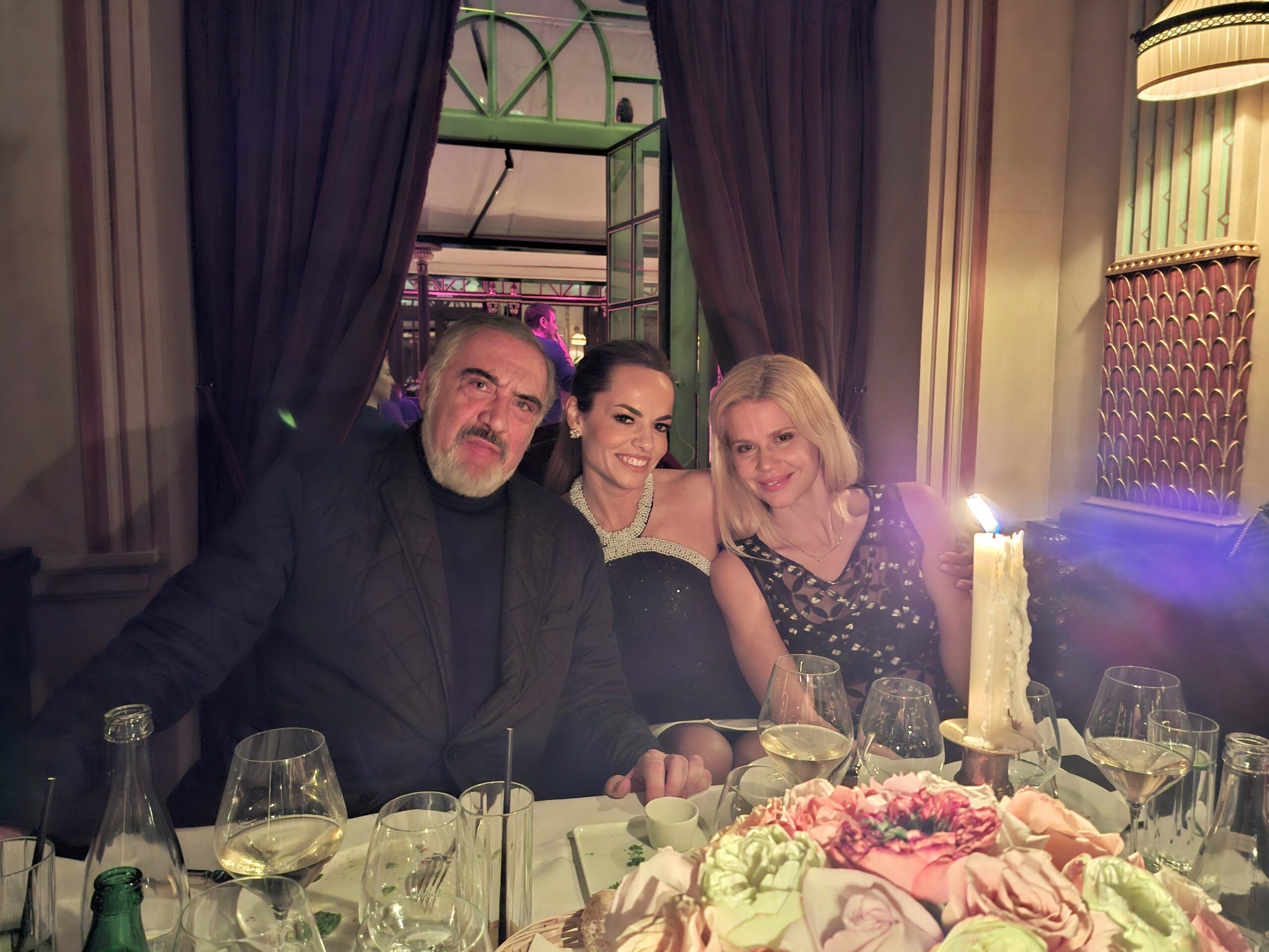 Νίκος Τσάκος, Τζούλια Αρζόγλου, Ναστάζια Δαρίβα