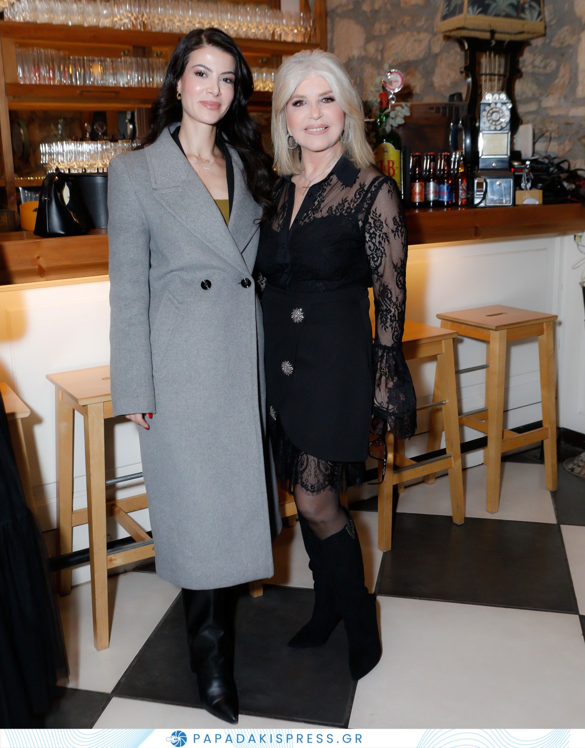 Κρίστι Ζώρα, Ρένα Φλεβαράκη