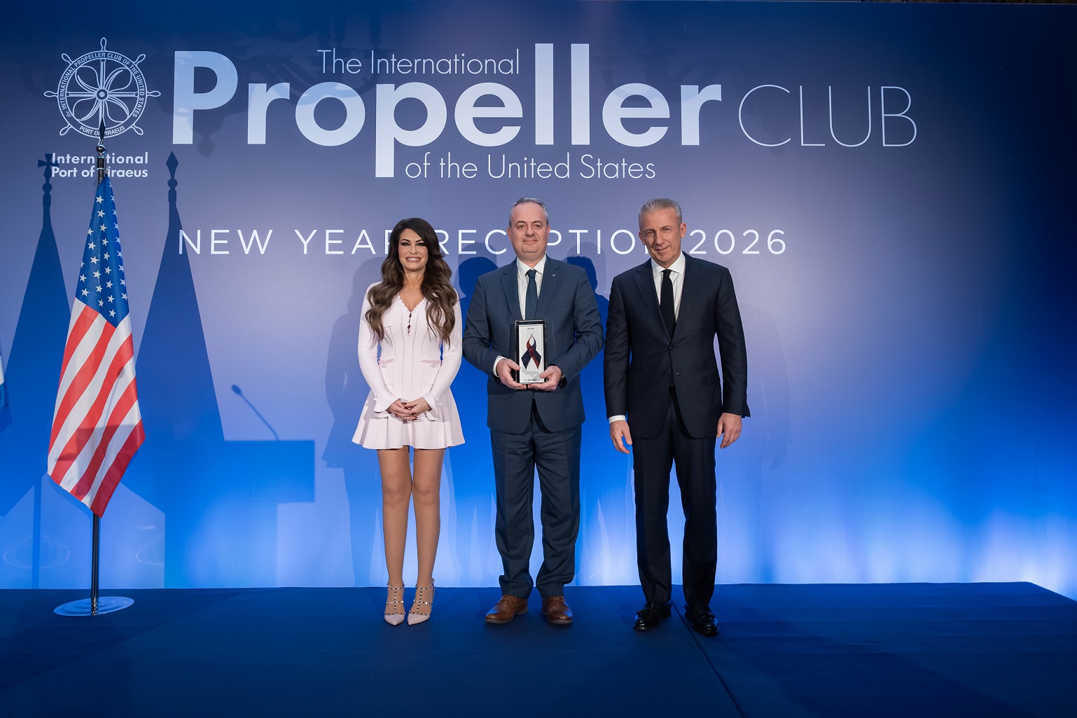 Κίμπερλι Γκίλφοϊλ, Σωτήρης Σπαθής της Drew Marine και Κωστής Φραγκούλης