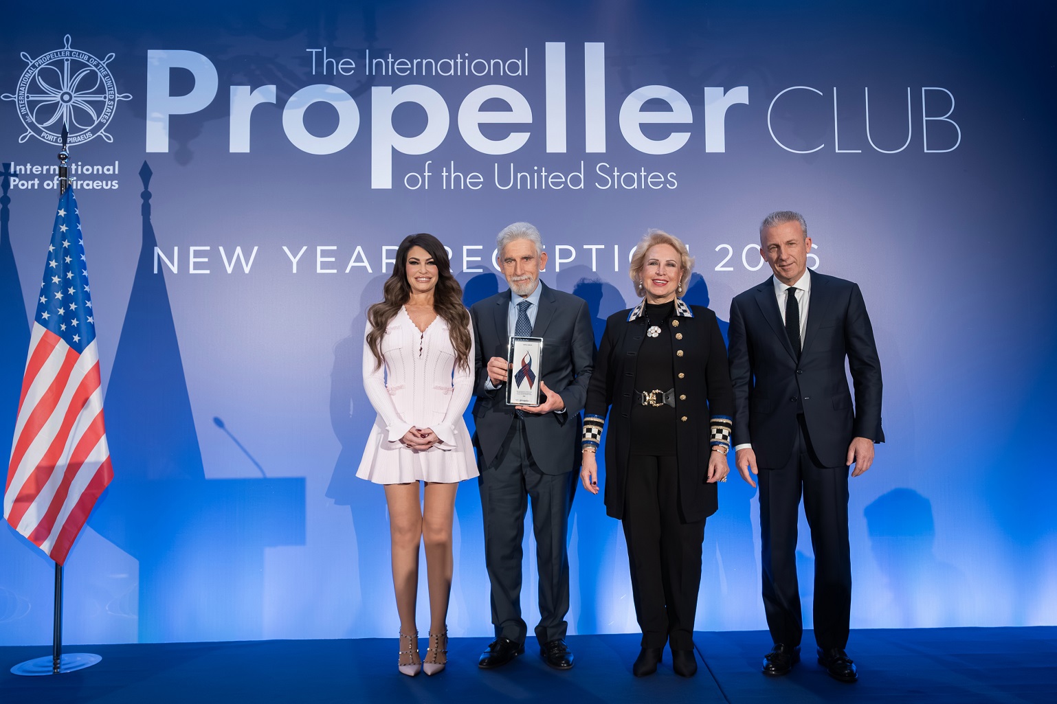 Κίμπερλι Γκιλφόιλ, Νικόλας και Όλγα Μπορνόζη, Κωστής Φραγκούλης