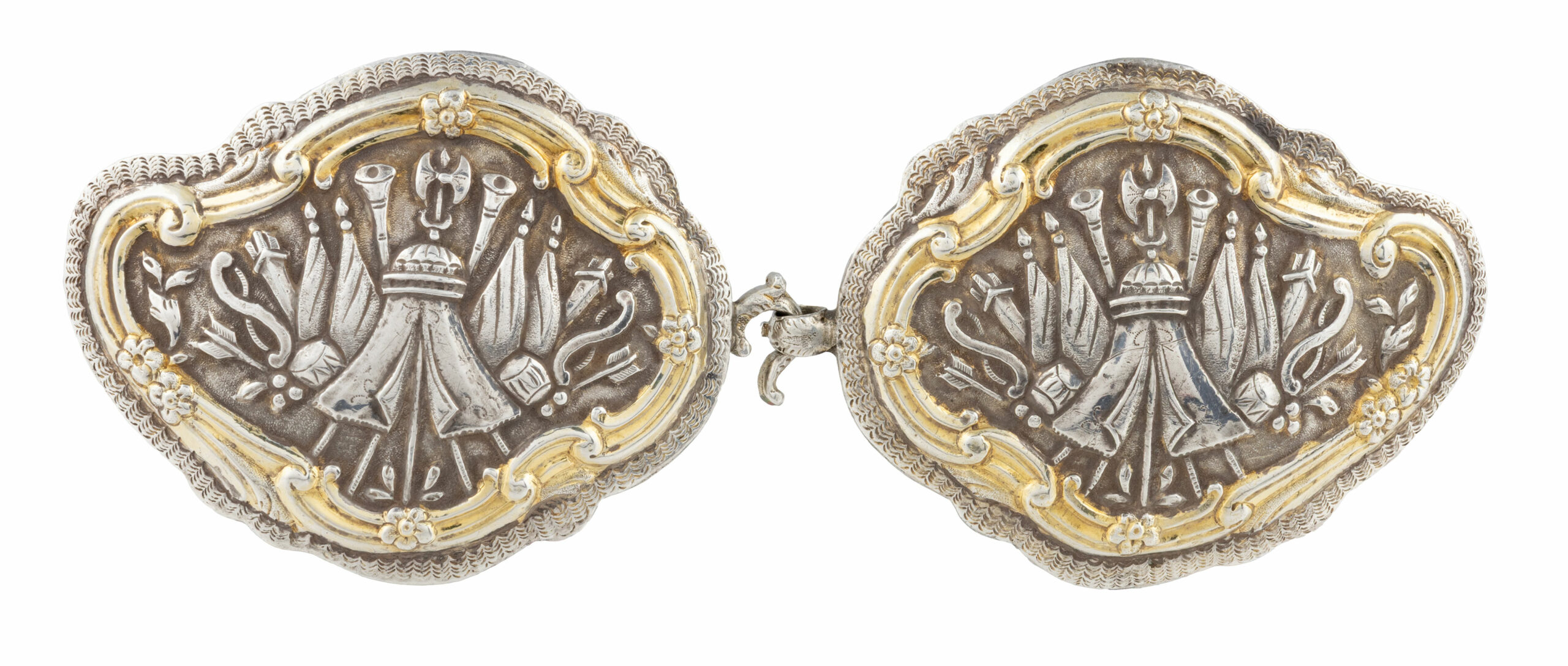 Ασημένια πόρπη του 1842, δώρο στην Αικατερίνης Ρόζα Μπότσαρη από τη βασίλισσα Αμαλία