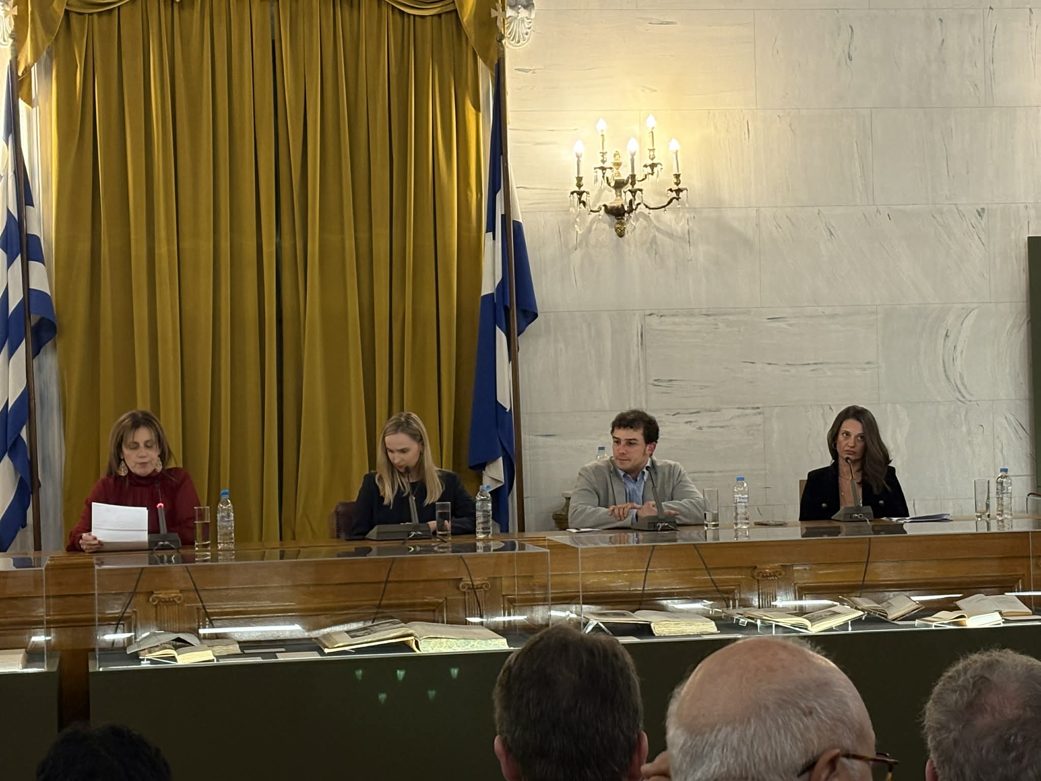 Μία Κόλλια, Tetiana Revun, George Dagkoulis και Στέλλα Μπομποτσιάρη