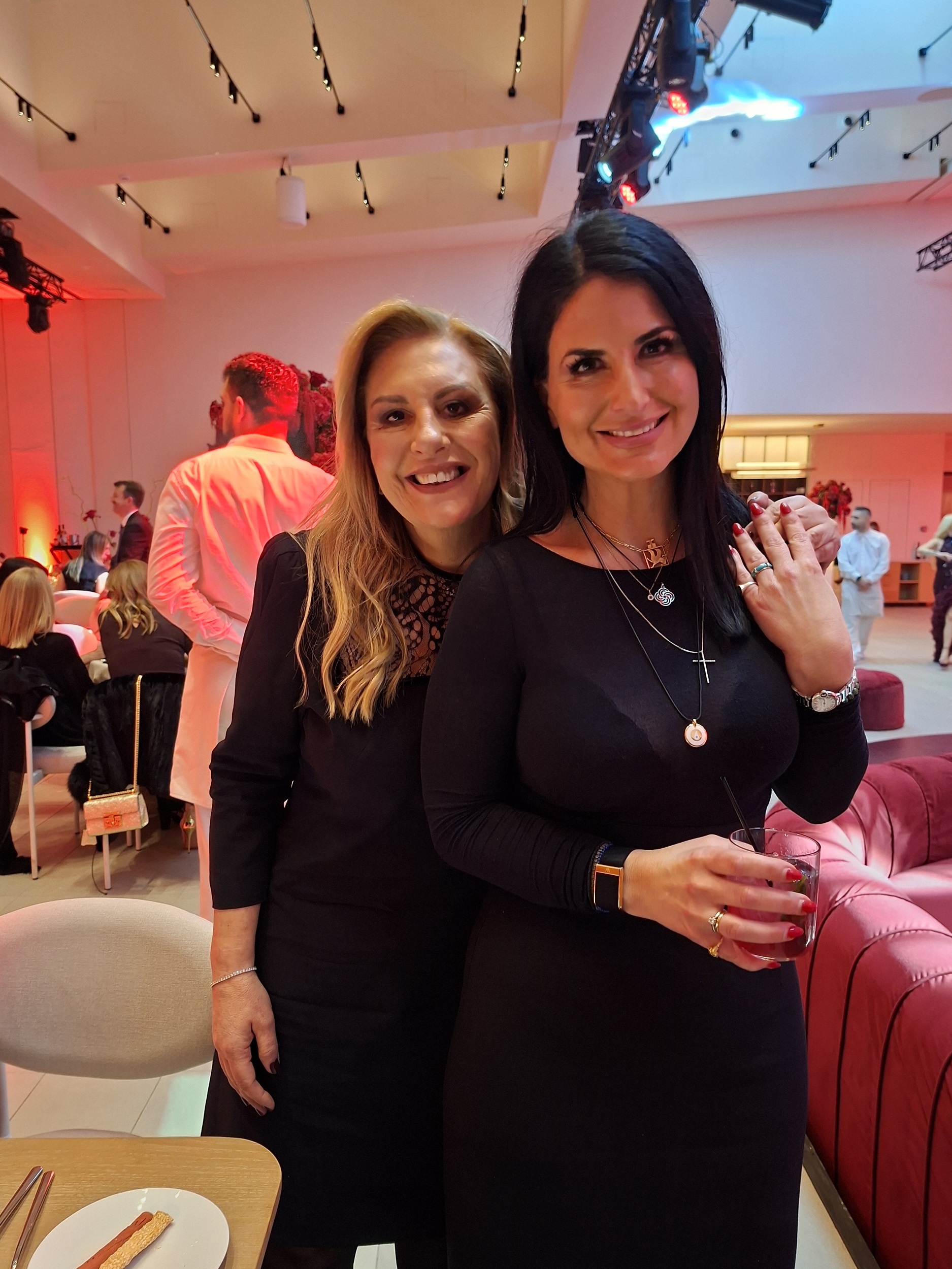 Ντόρα Πάλλη, Πόπη Καλαϊτζη-Χατζηδάκη