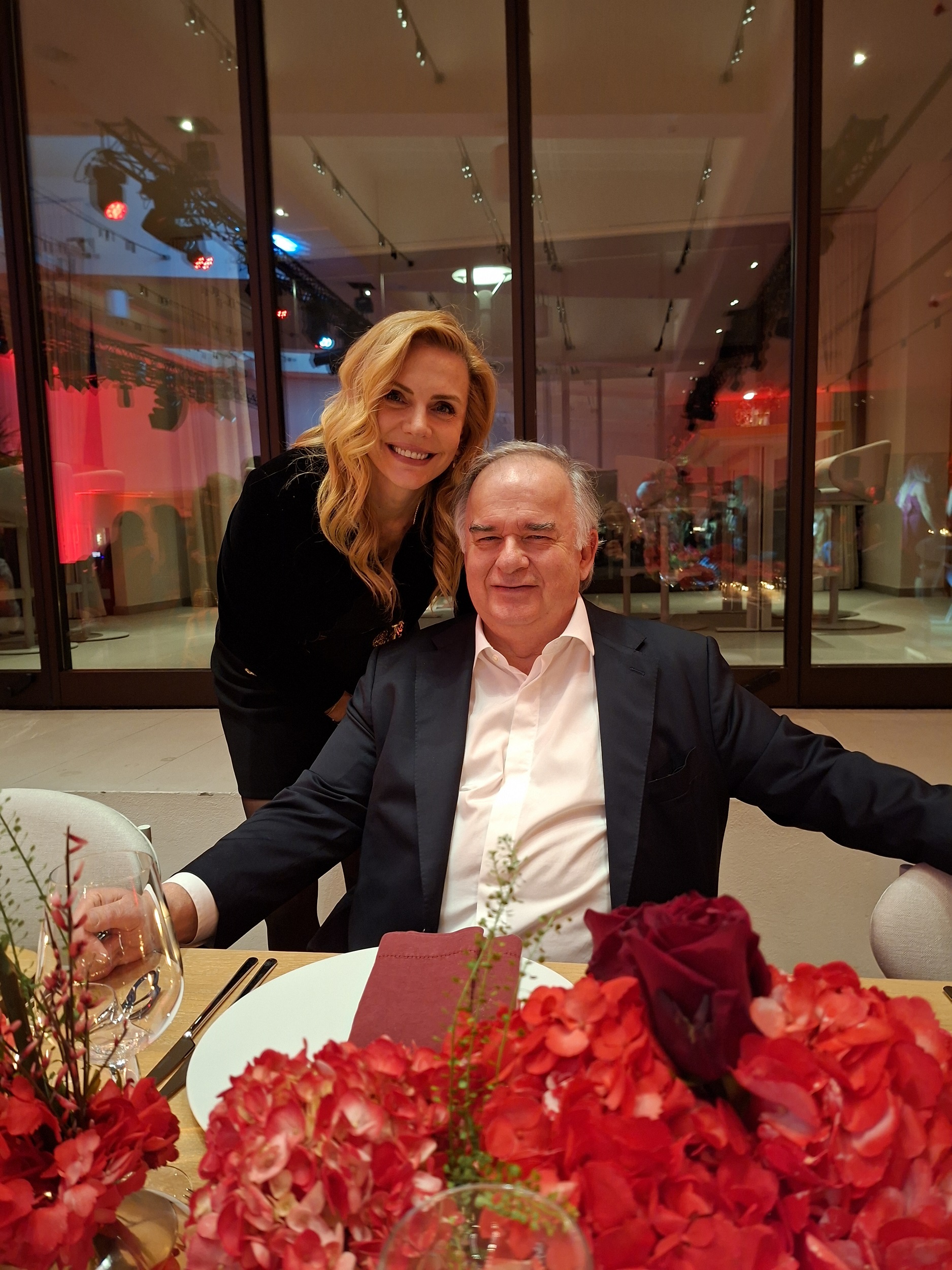 Έμυ Λιβανίου, Πέτρος Παππάς