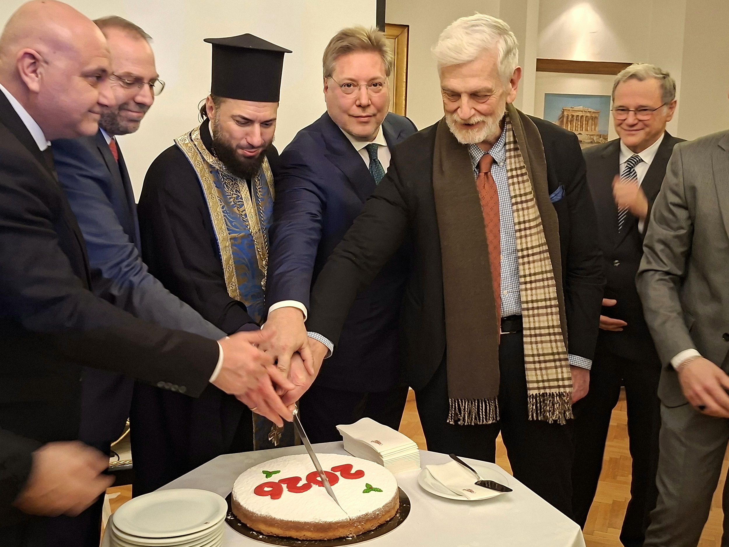 Ο Αρχιμανδρίτης Αθηναγόρας Σουπουρτζής ευλόγησε την πίττα 